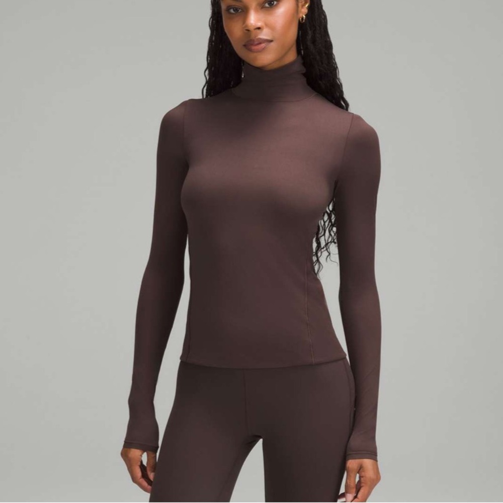 Lululemon Wundermost Ultra-Soft Nulu Long-Sleeve Turtleneck
Espresso
